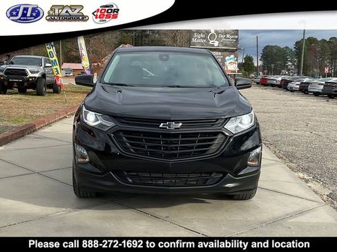 Used 2020 Chevrolet Equinox LT w/ Midnight Edition image 2