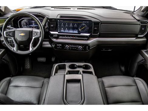 Used 2024 Chevrolet Silverado 3500 LTZ AWD/4WD image 24