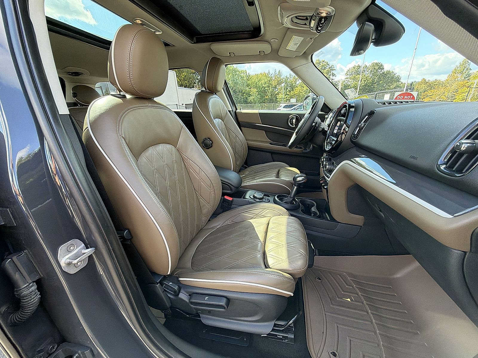 Used 2019 MINI Cooper Countryman S w/ Signature Upholstery Package AWD/4WD image 22