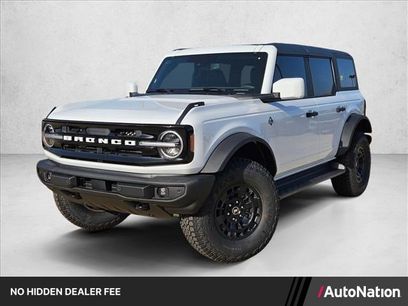 New 2026 Ford Bronco Outer Banks w/ Sasquatch Package