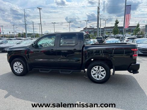 Used 2023 Nissan Frontier SV w/ Technology Package AWD/4WD image 4