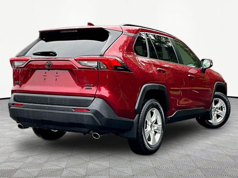 Used 2021 Toyota RAV4 XLE w/ Protection Package (TMS) AWD/4WD image 6