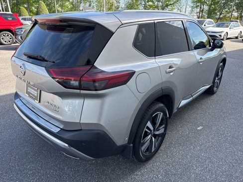 Used 2021 Nissan Rogue Platinum AWD/4WD image 7