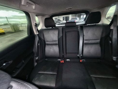 Used 2024 Nissan Rogue SV image 27