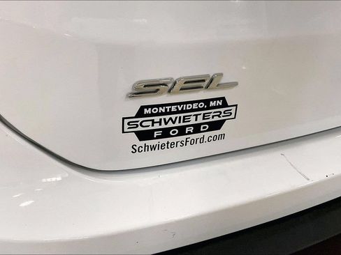 Certified 2024 Ford Edge SEL AWD/4WD image 8