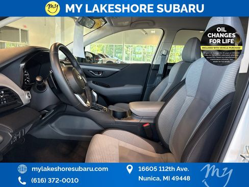Certified 2025 Subaru Outback Premium AWD/4WD image 13
