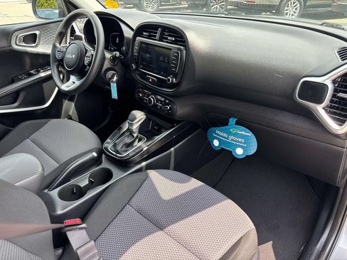Used 2024 Kia Soul FWD image 18