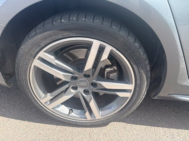 Used 2017 Audi A4 2.0T Premium Plus AWD/4WD image 12