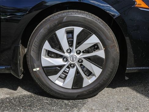 New 2025 Nissan Altima 2.5 S image 11