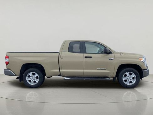 Used 2017 Toyota Tundra SR5 AWD/4WD image 2