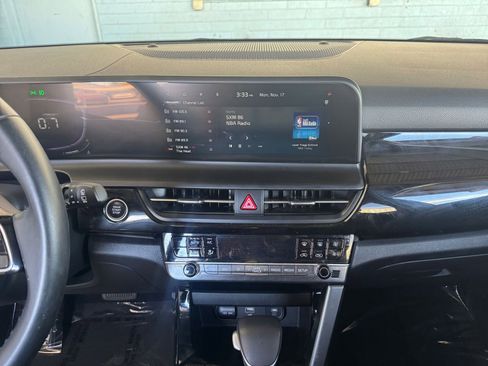 Used 2025 Kia Seltos S image 18