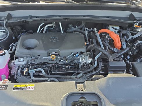 Used 2025 Toyota Grand Highlander AWD Hybrid image 34