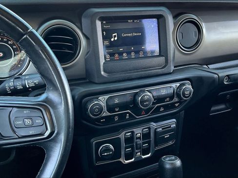 Used 2021 Jeep Wrangler Unlimited Sport image 6