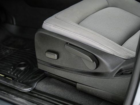 Used 2021 GMC Canyon Elevation Standard w/ Convenience Package image 32