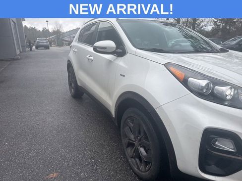 Used 2021 Kia Sportage S image 5