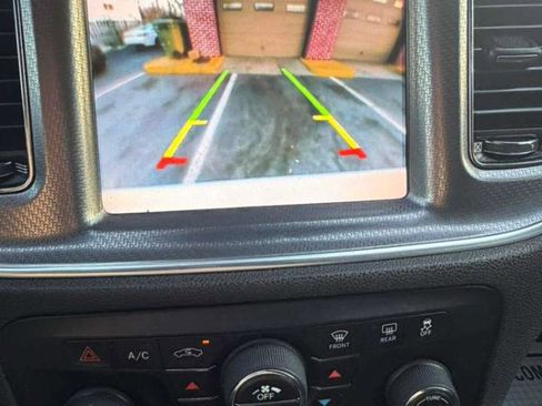 Used 2014 Dodge Charger SXT image 34