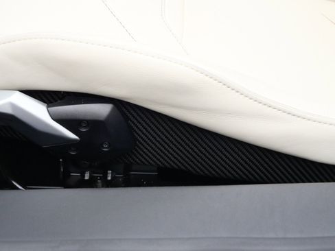 Used 2024 Lamborghini Huracan EVO image 22