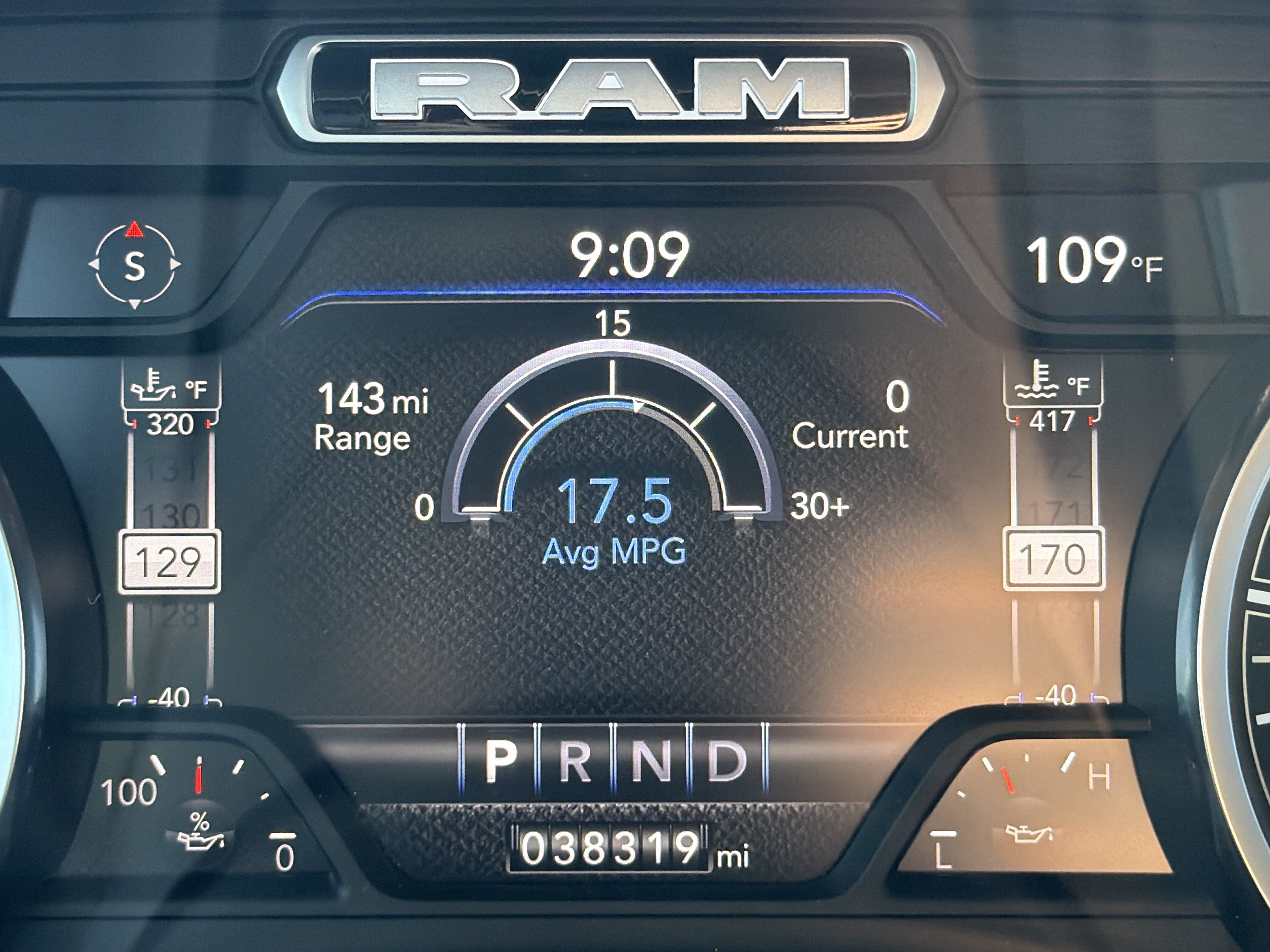 Used 2022 RAM 1500 Laramie RWD image 2
