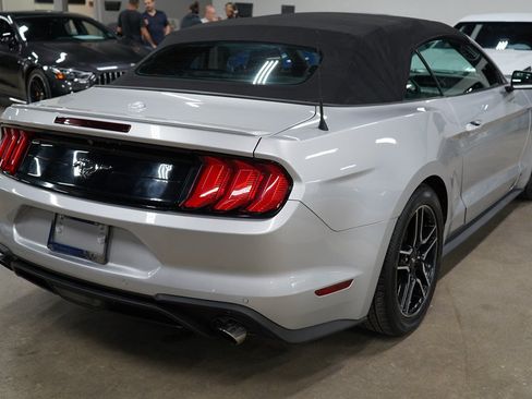 Used 2019 Ford Mustang Premium RWD image 5