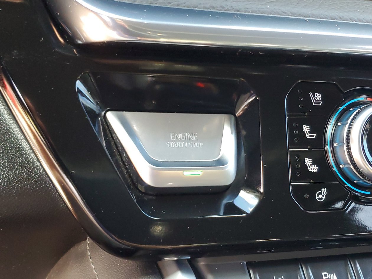 Used 2025 GMC Sierra 1500 Denali AWD/4WD image 25