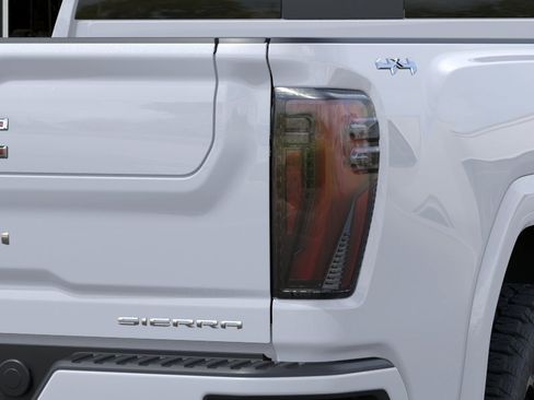 New 2026 GMC Sierra 2500 Denali Ultimate w/ LPO, Black Badging Package AWD/4WD image 11