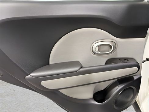 Used 2016 Kia Soul + w/ Eco Package image 26