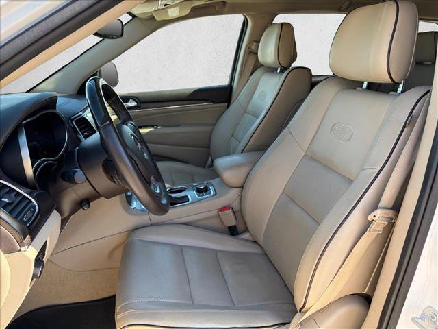 Used 2021 Jeep Grand Cherokee Overland AWD/4WD image 17