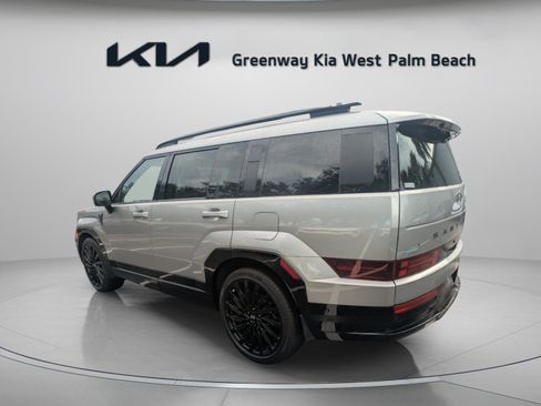 Used 2024 Hyundai Santa Fe Calligraphy FWD image 5