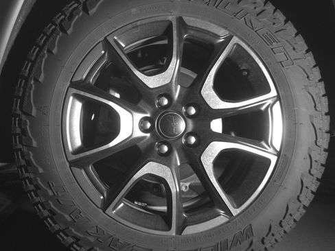 Used 2025 Jeep Compass Trailhawk AWD/4WD image 14