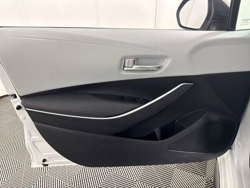Used 2023 Toyota Corolla SE FWD image 30