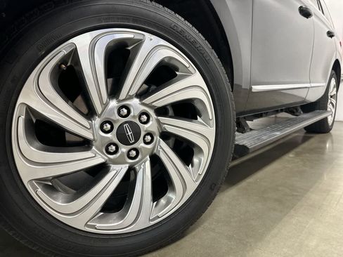 Used 2024 Lincoln Navigator Reserve AWD/4WD image 29