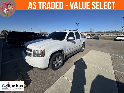 Used 2011 Chevrolet Avalanche LTZ image 1