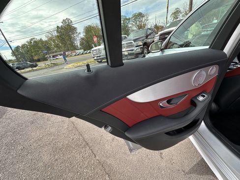 Used 2015 Mercedes-Benz C 300 Sedan image 17