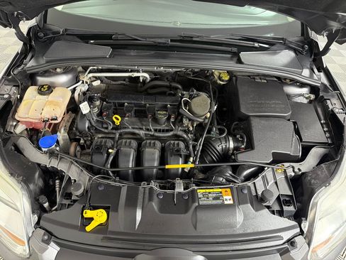 Used 2014 Ford Focus SE FWD image 22