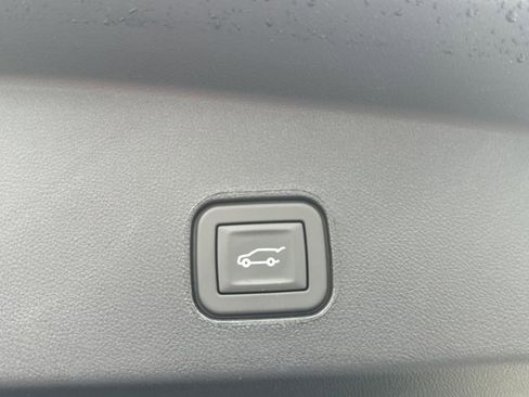 New 2026 Cadillac Lyriq V image 30