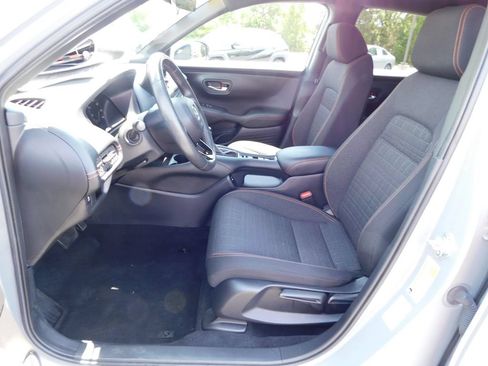 Used 2024 Honda HR-V Sport image 12