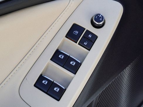 Certified 2021 Toyota Avalon XLE FWD image 13
