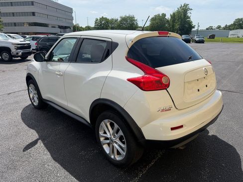Used 2013 Nissan Juke SV FWD image 4