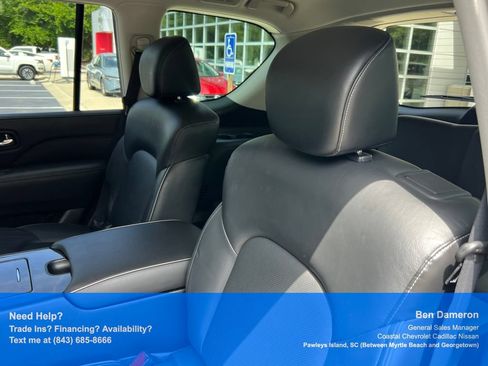 Used 2022 INFINITI QX80 Luxe w/ All-Season Package AWD/4WD image 17