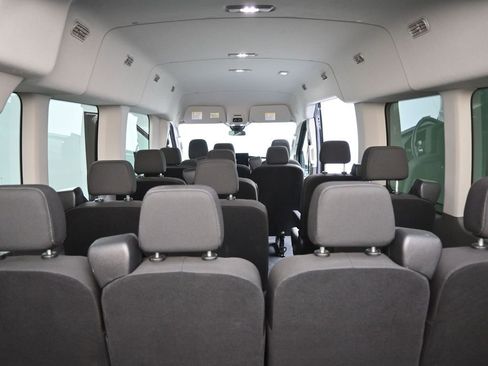 Used 2024 Ford Transit 350 XLT image 30