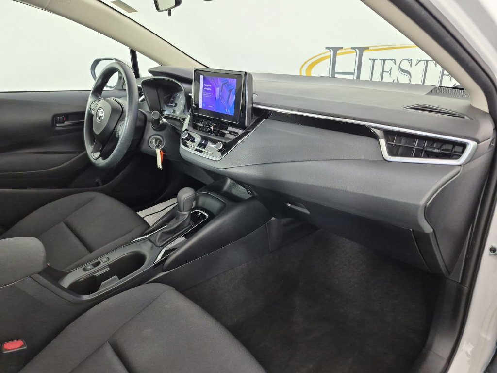 Used 2023 Toyota Corolla LE FWD image 37