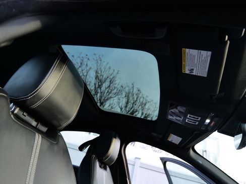 Used 2024 Jaguar XF R-Dynamic SE AWD/4WD image 41