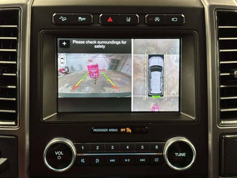 Used 2019 Ford Expedition Platinum AWD/4WD image 31