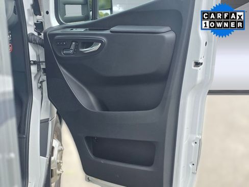 Used 2022 Mercedes-Benz Sprinter 3500 image 25