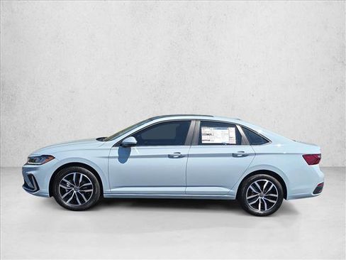 New 2026 Volkswagen Jetta SE FWD image 8