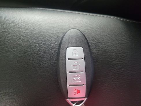 Used 2015 Nissan Rogue SL w/ SL Premium Package AWD/4WD image 32
