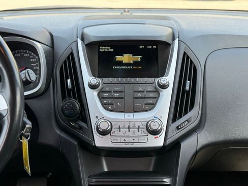 Used 2017 Chevrolet Equinox LT w/ Convenience Package image 15