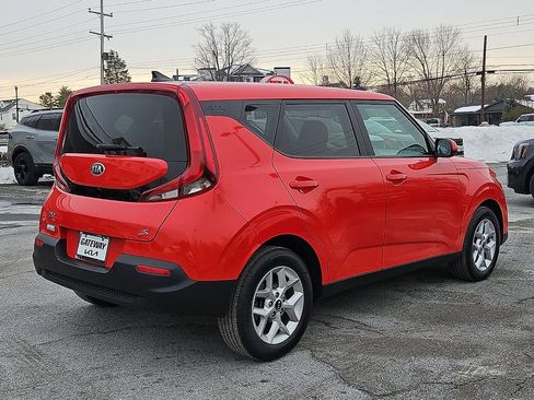 Certified 2020 Kia Soul S image 6