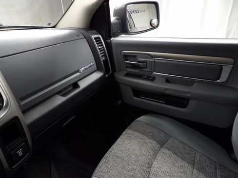 Used 2017 RAM 1500 Big Horn AWD/4WD image 17