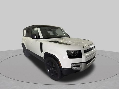 Used 2020 Land Rover Defender 110 HSE AWD/4WD image 4